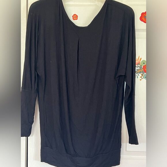 Women’s long sleeves top size M EUC - Picture 9 of 12